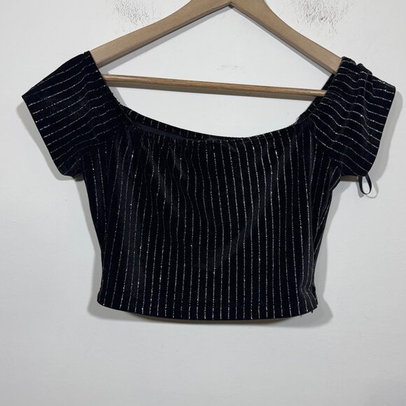 Forever 21 Womens Velvet Black Off the Shoulder Crop Top Sz Medium Striped - Picture 1 of 6